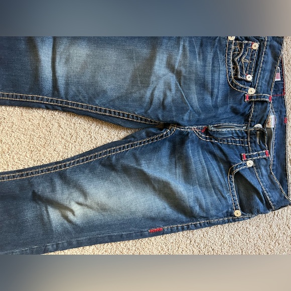 True Religion - Picture 4 of 5